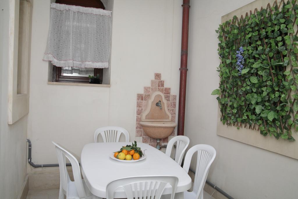 Maestranza Holiday سيراكوزا المظهر الخارجي الصورة